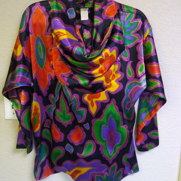 Tops - Vintage colorful silky top by Gregory!